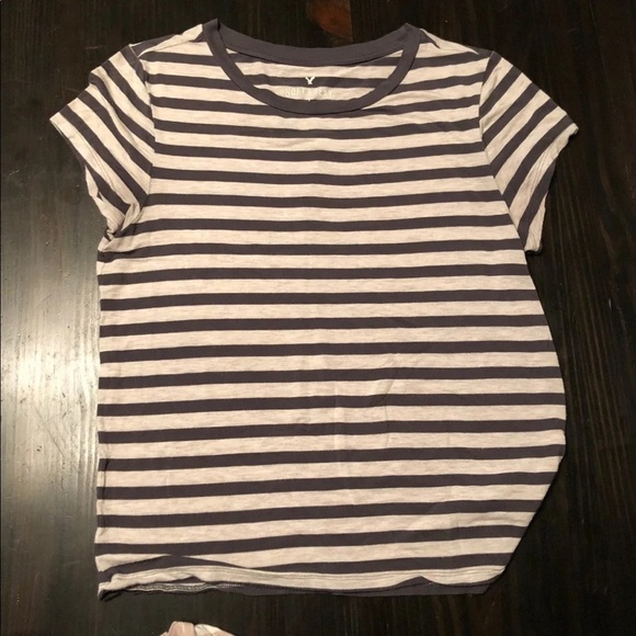 three american eagle short sleeve tees - Picture 3 of 4